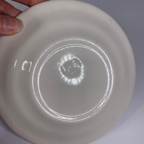 Currier and Ives Set of 4 Tea Cups and Saucers - Picture 6 of 7